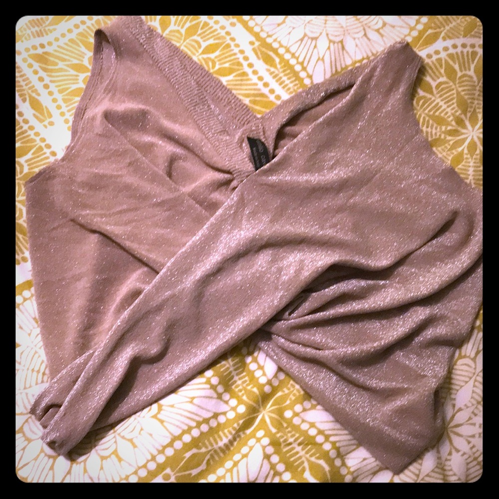 Italian design knit v-neck top